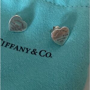 Tiffany & Co return to Tiffany heart earrings